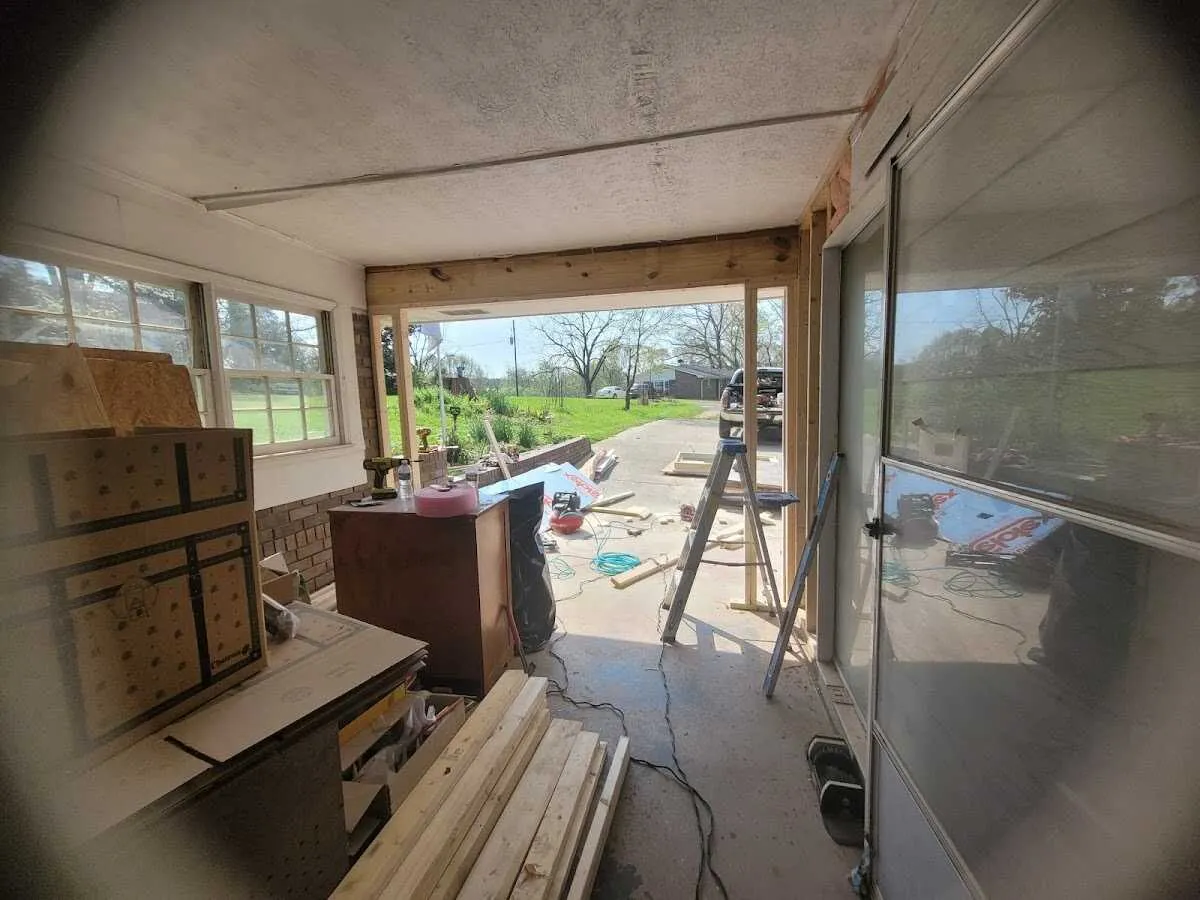 Air movers and dehumidifier for Water Mitigation Services in Imperial Beach